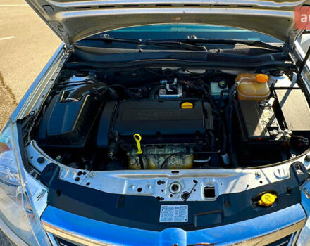 Серый Опель Астра, объемом двигателя 1.6 л и пробегом 235 тыс. км за 5200 $, фото 12 на Automoto.ua