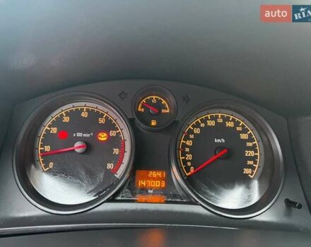 Серый Опель Астра, объемом двигателя 1.4 л и пробегом 147 тыс. км за 5400 $, фото 7 на Automoto.ua