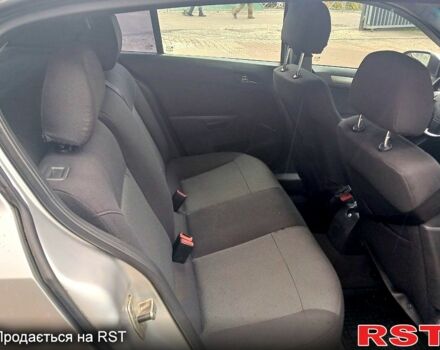 Серый Опель Астра, объемом двигателя 1.6 л и пробегом 281 тыс. км за 4950 $, фото 9 на Automoto.ua