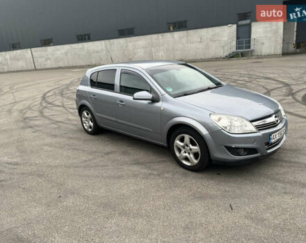 Опель Астра 2007 в Киеве на Automoto.ua Серый Опель Астра, объемом двигателя 1.6 л и пробегом 235 тыс. км за 5200 $, фото 4 на Automoto.ua