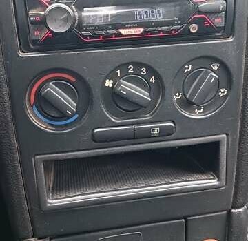 Серый Опель Астра, объемом двигателя 1.4 л и пробегом 191 тыс. км за 4000 $, фото 3 на Automoto.ua