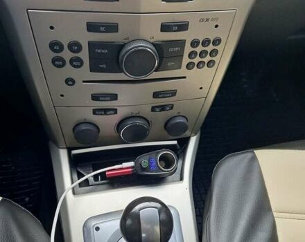 Серый Опель Астра, объемом двигателя 1.6 л и пробегом 203 тыс. км за 5500 $, фото 10 на Automoto.ua