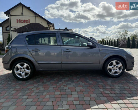 Серый Опель Астра, объемом двигателя 1.6 л и пробегом 180 тыс. км за 6750 $, фото 33 на Automoto.ua