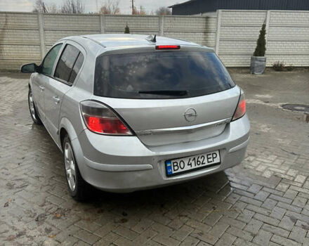 Серый Опель Астра, объемом двигателя 1.6 л и пробегом 150 тыс. км за 4700 $, фото 3 на Automoto.ua