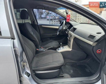 Серый Опель Астра, объемом двигателя 1.36 л и пробегом 215 тыс. км за 4800 $, фото 21 на Automoto.ua