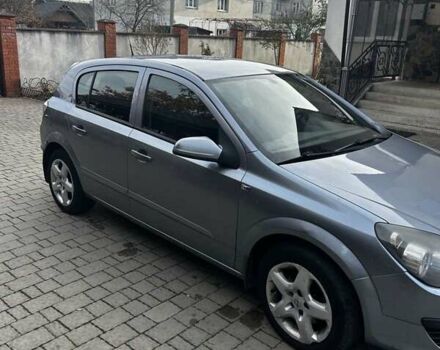 Серый Опель Астра, объемом двигателя 1.6 л и пробегом 160 тыс. км за 5000 $, фото 4 на Automoto.ua