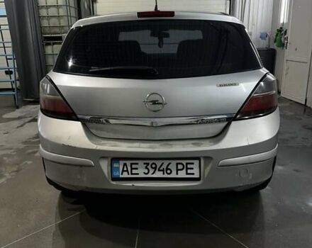 Серый Опель Астра, объемом двигателя 1.6 л и пробегом 193 тыс. км за 4500 $, фото 5 на Automoto.ua