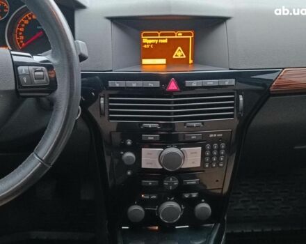 Серый Опель Астра, объемом двигателя 1.6 л и пробегом 255 тыс. км за 6490 $, фото 15 на Automoto.ua