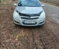Серый Опель Астра, объемом двигателя 1.6 л и пробегом 200 тыс. км за 4800 $, фото 1 на Automoto.ua