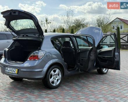 Серый Опель Астра, объемом двигателя 1.6 л и пробегом 180 тыс. км за 6750 $, фото 128 на Automoto.ua