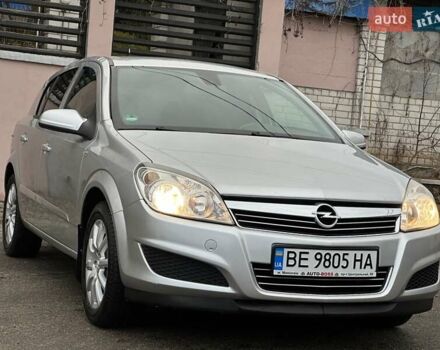 Серый Опель Астра, объемом двигателя 1.8 л и пробегом 247 тыс. км за 5500 $, фото 15 на Automoto.ua