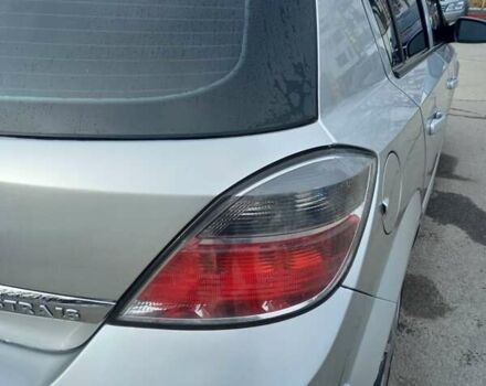 Серый Опель Астра, объемом двигателя 1.6 л и пробегом 203 тыс. км за 5500 $, фото 4 на Automoto.ua