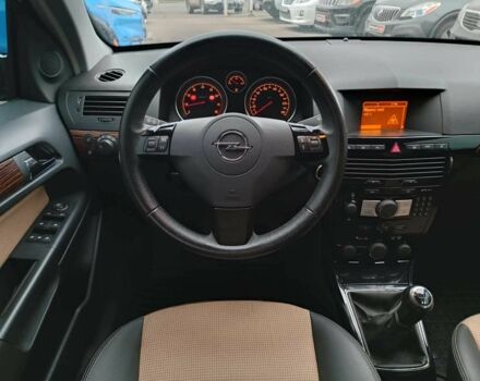 Серый Опель Астра, объемом двигателя 1.6 л и пробегом 255 тыс. км за 6490 $, фото 14 на Automoto.ua