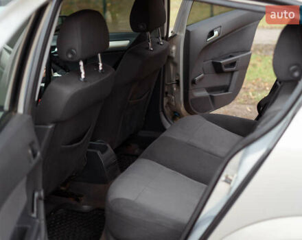 Сірий Опель Астра, об'ємом двигуна 1.6 л та пробігом 252 тис. км за 5400 $, фото 13 на Automoto.ua