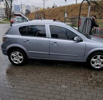 Серый Опель Астра, объемом двигателя 1.6 л и пробегом 216 тыс. км за 4300 $, фото 13 на Automoto.ua