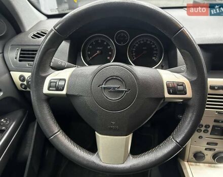 Сірий Опель Астра, об'ємом двигуна 1.6 л та пробігом 183 тис. км за 7000 $, фото 8 на Automoto.ua