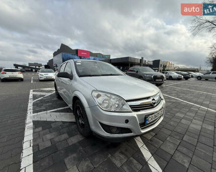 Сірий Опель Астра, об'ємом двигуна 1.6 л та пробігом 315 тис. км за 3900 $, фото 2 на Automoto.ua