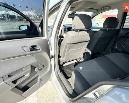 Серый Опель Астра, объемом двигателя 1.6 л и пробегом 235 тыс. км за 5200 $, фото 8 на Automoto.ua