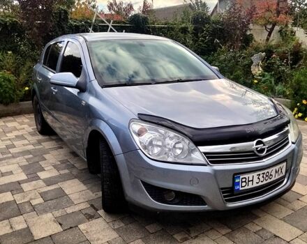 Серый Опель Астра, объемом двигателя 1.6 л и пробегом 220 тыс. км за 3750 $, фото 3 на Automoto.ua