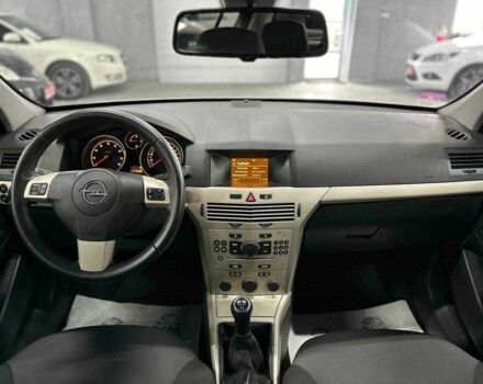 Серый Опель Астра, объемом двигателя 1.6 л и пробегом 117 тыс. км за 6999 $, фото 18 на Automoto.ua