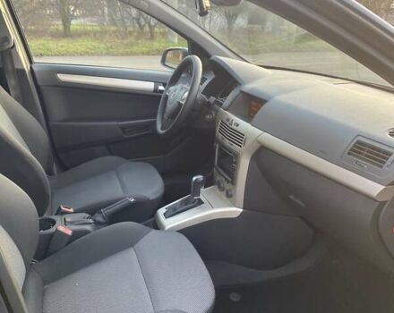 Серый Опель Астра, объемом двигателя 1.8 л и пробегом 220 тыс. км за 6999 $, фото 15 на Automoto.ua