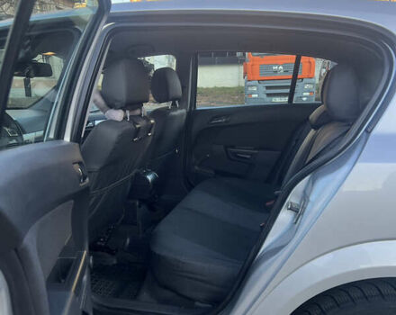 Сірий Опель Астра, об'ємом двигуна 1.7 л та пробігом 310 тис. км за 5000 $, фото 11 на Automoto.ua