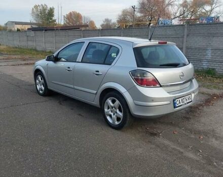 Серый Опель Астра, объемом двигателя 1.6 л и пробегом 223 тыс. км за 5600 $, фото 9 на Automoto.ua