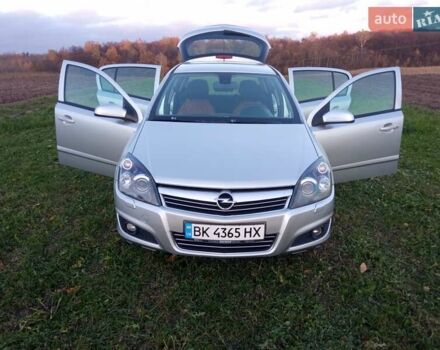 Сірий Опель Астра, об'ємом двигуна 1.6 л та пробігом 229 тис. км за 4400 $, фото 5 на Automoto.ua