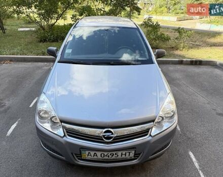 Серый Опель Астра, объемом двигателя 1.6 л и пробегом 120 тыс. км за 5000 $, фото 8 на Automoto.ua