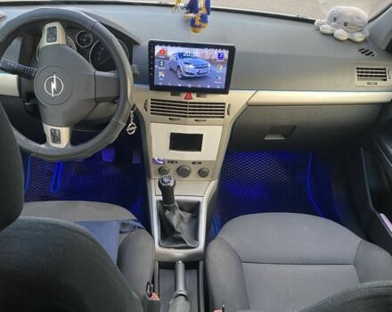 Опель Астра 2008 в Днепре (Днепропетровске) на Automoto.ua Серый Опель Астра, объемом двигателя 1.6 л и пробегом 252 тыс. км за 4300 $, фото 4 на Automoto.ua