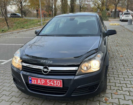 Серый Опель Астра, объемом двигателя 1.6 л и пробегом 207 тыс. км за 5800 $, фото 13 на Automoto.ua