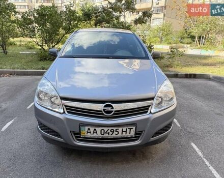 Серый Опель Астра, объемом двигателя 1.6 л и пробегом 120 тыс. км за 5000 $, фото 7 на Automoto.ua