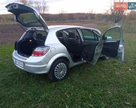 Сірий Опель Астра, об'ємом двигуна 1.6 л та пробігом 229 тис. км за 4400 $, фото 3 на Automoto.ua