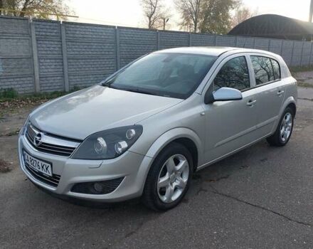 Серый Опель Астра, объемом двигателя 1.6 л и пробегом 223 тыс. км за 5600 $, фото 5 на Automoto.ua
