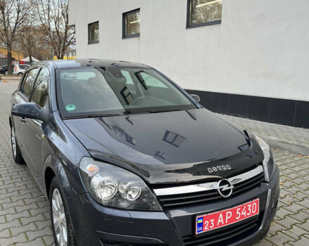 Серый Опель Астра, объемом двигателя 1.6 л и пробегом 207 тыс. км за 5800 $, фото 1 на Automoto.ua