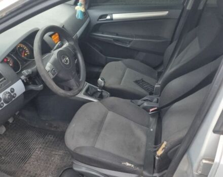 Серый Опель Астра, объемом двигателя 1.9 л и пробегом 300 тыс. км за 1500 $, фото 4 на Automoto.ua