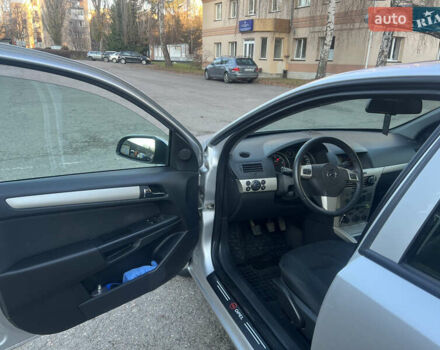 Сірий Опель Астра, об'ємом двигуна 1.7 л та пробігом 310 тис. км за 5000 $, фото 17 на Automoto.ua