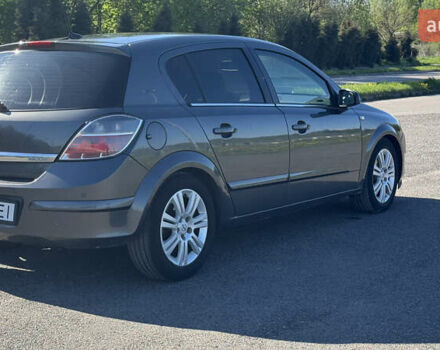 Серый Опель Астра, объемом двигателя 1.7 л и пробегом 238 тыс. км за 5200 $, фото 27 на Automoto.ua