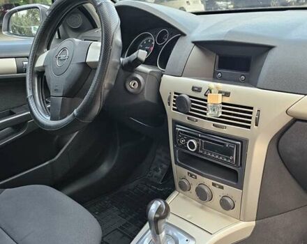 Сірий Опель Астра, об'ємом двигуна 1.6 л та пробігом 180 тис. км за 3900 $, фото 10 на Automoto.ua
