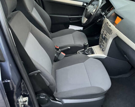 Серый Опель Астра, объемом двигателя 1.6 л и пробегом 207 тыс. км за 5800 $, фото 24 на Automoto.ua