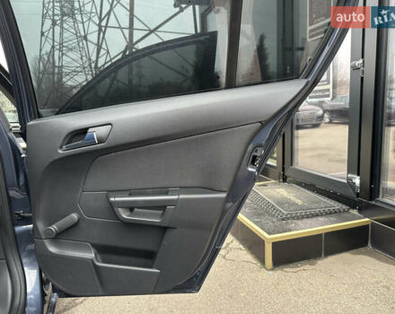 Серый Опель Астра, объемом двигателя 1.8 л и пробегом 230 тыс. км за 6900 $, фото 20 на Automoto.ua