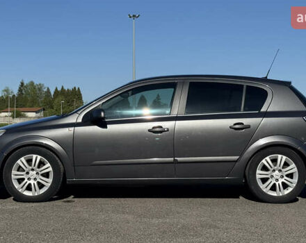Серый Опель Астра, объемом двигателя 1.7 л и пробегом 238 тыс. км за 5200 $, фото 31 на Automoto.ua