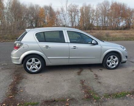 Серый Опель Астра, объемом двигателя 1.6 л и пробегом 223 тыс. км за 5600 $, фото 11 на Automoto.ua