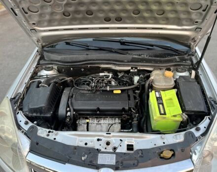 Сірий Опель Астра, об'ємом двигуна 1.6 л та пробігом 236 тис. км за 4200 $, фото 22 на Automoto.ua