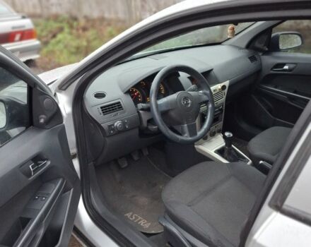 Сірий Опель Астра, об'ємом двигуна 1.4 л та пробігом 250 тис. км за 3700 $, фото 4 на Automoto.ua