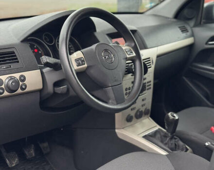 Опель Астра 2008 в Виннице на Automoto.ua Серый Опель Астра, объемом двигателя 1.7 л и пробегом 286 тыс. км за 5199 $, фото 18 на Automoto.ua