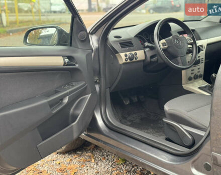 Опель Астра 2008 в Виннице на Automoto.ua Серый Опель Астра, объемом двигателя 1.7 л и пробегом 286 тыс. км за 5199 $, фото 17 на Automoto.ua