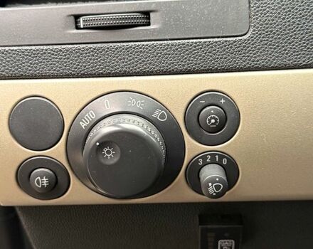 Серый Опель Астра, объемом двигателя 1.4 л и пробегом 240 тыс. км за 4500 $, фото 9 на Automoto.ua