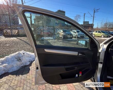 Серый Опель Астра, объемом двигателя 1.6 л и пробегом 207 тыс. км за 4999 $, фото 9 на Automoto.ua