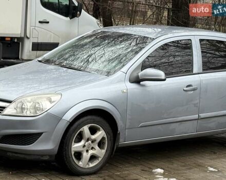 Серый Опель Астра, объемом двигателя 1.36 л и пробегом 260 тыс. км за 4500 $, фото 2 на Automoto.ua